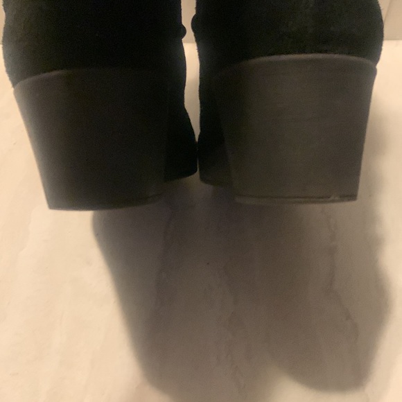 H by Halston Women's Black Leather Comfy Helled Boots Size 10M - Picture 10 of 12